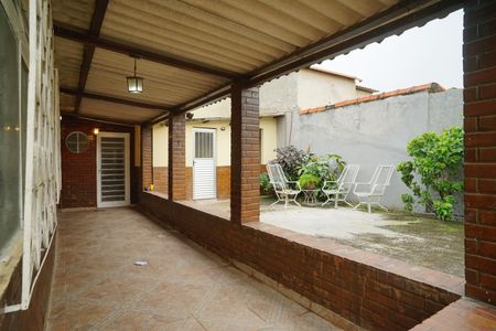 Casa de condomínio para alugar com 200m², 2 quartos e 2 vagasVaranda