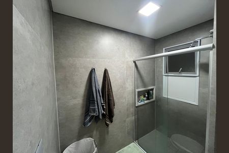 Apartamento à venda com 110m², 3 quartos e 2 vagas Apartamento à venda com 110m², 3 quartos e 2 vagasBanheiro