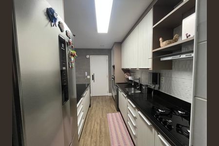 Apartamento à venda com 110m², 3 quartos e 2 vagas Apartamento à venda com 110m², 3 quartos e 2 vagasCozinha