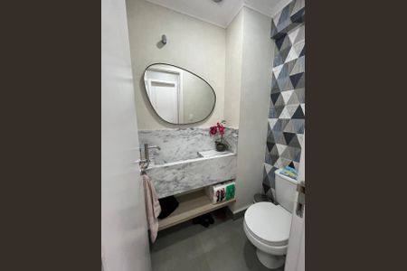 Apartamento à venda com 110m², 3 quartos e 2 vagas Apartamento à venda com 110m², 3 quartos e 2 vagasBanheiro da Suíte 2
