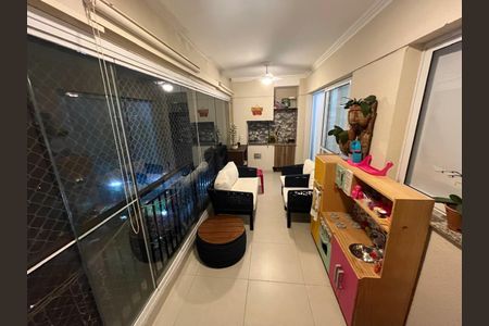 Apartamento à venda com 110m², 3 quartos e 2 vagas Apartamento à venda com 110m², 3 quartos e 2 vagasSala