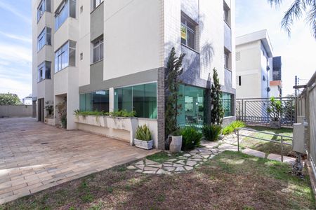 Apartamento à venda com 85m², 3 quartos e 2 vagas Apartamento à venda com 85m², 3 quartos e 2 vagasEntrada