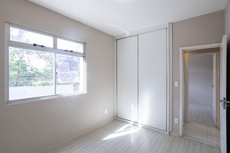 Apartamento à venda com 85m², 3 quartos e 2 vagas Apartamento à venda com 85m², 3 quartos e 2 vagasSuíte