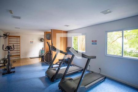Apartamento para alugar com 47m², 2 quartos e 1 vaga Apartamento para alugar com 47m², 2 quartos e 1 vagaÁrea comum - Academia