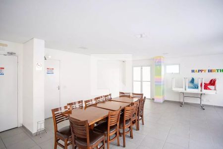 Apartamento para alugar com 47m², 2 quartos e 1 vaga Apartamento para alugar com 47m², 2 quartos e 1 vagaÁrea comum - Salão de festas