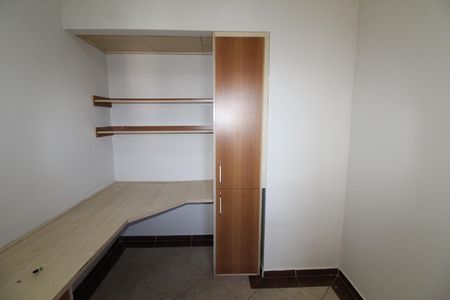 Apartamento para alugar com 72m², 3 quartos e 2 vagasQuarto 2