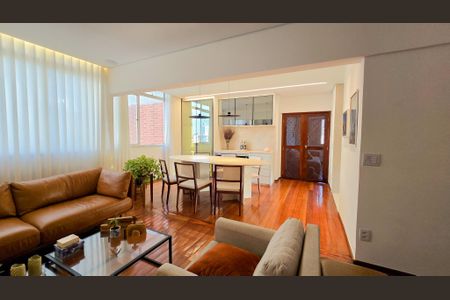 Apartamento à venda com 170m², 4 quartos e 2 vagas
