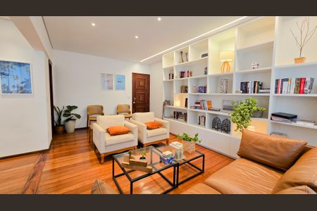 Apartamento à venda com 170m², 4 quartos e 2 vagas