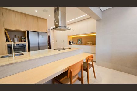 Apartamento à venda com 170m², 4 quartos e 2 vagas