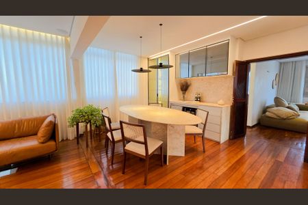 Apartamento à venda com 170m², 4 quartos e 2 vagas