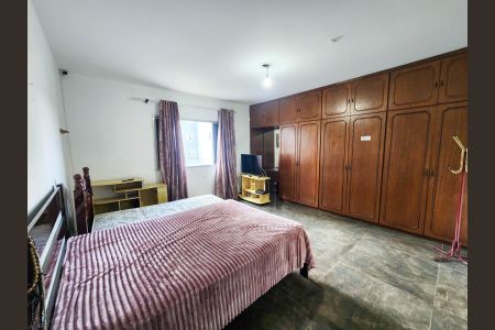 Casa para alugar com 206m², 4 quartos e 1 vaga Casa para alugar com 206m², 4 quartos e 1 vagaQuarto