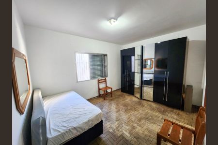 Casa para alugar com 206m², 4 quartos e 1 vaga Casa para alugar com 206m², 4 quartos e 1 vagaQuarto