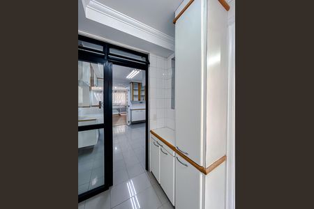 Apartamento à venda com 118m², 3 quartos e 3 vagas Apartamento à venda com 118m², 3 quartos e 3 vagasÁrea de Serviço