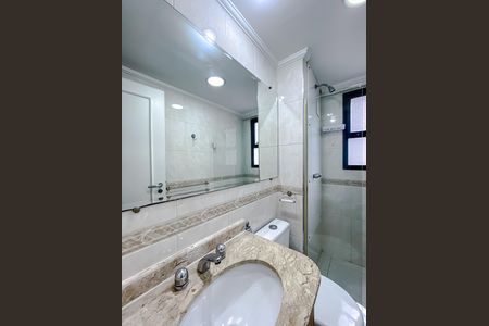Apartamento à venda com 118m², 3 quartos e 3 vagas Apartamento à venda com 118m², 3 quartos e 3 vagasBanheiro da Suíte 3