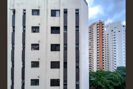 Apartamento à venda com 118m², 3 quartos e 3 vagas Apartamento à venda com 118m², 3 quartos e 3 vagasVista da Suíte 2