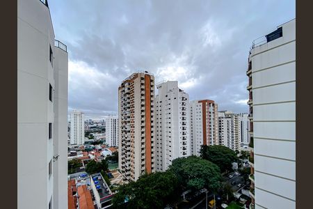 Apartamento à venda com 118m², 3 quartos e 3 vagas Apartamento à venda com 118m², 3 quartos e 3 vagasVaranda da Suíte 1
