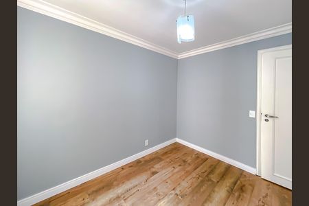 Apartamento à venda com 118m², 3 quartos e 3 vagas Apartamento à venda com 118m², 3 quartos e 3 vagasQuarto 1 - Suíte