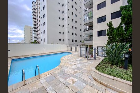Apartamento à venda com 118m², 3 quartos e 3 vagas Apartamento à venda com 118m², 3 quartos e 3 vagasÁrea comum - Piscina