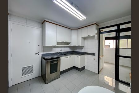 Apartamento à venda com 118m², 3 quartos e 3 vagas Apartamento à venda com 118m², 3 quartos e 3 vagasCozinha