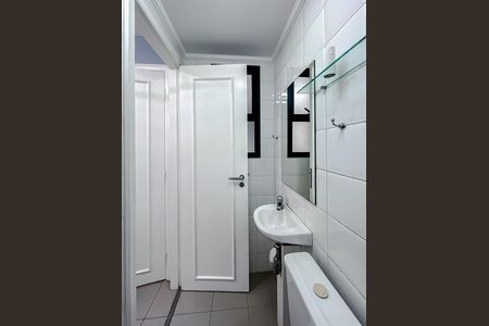 Apartamento à venda com 118m², 3 quartos e 3 vagas Apartamento à venda com 118m², 3 quartos e 3 vagasBanheiro de serviço