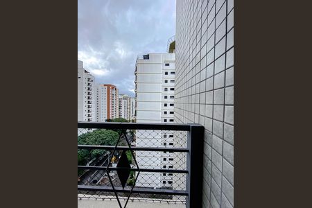 Apartamento à venda com 118m², 3 quartos e 3 vagas Apartamento à venda com 118m², 3 quartos e 3 vagasVaranda da Suíte 1