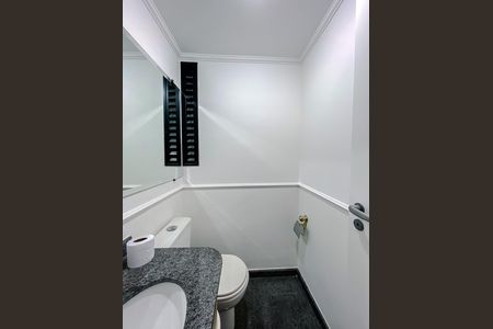 Apartamento à venda com 118m², 3 quartos e 3 vagas Apartamento à venda com 118m², 3 quartos e 3 vagasLavabo