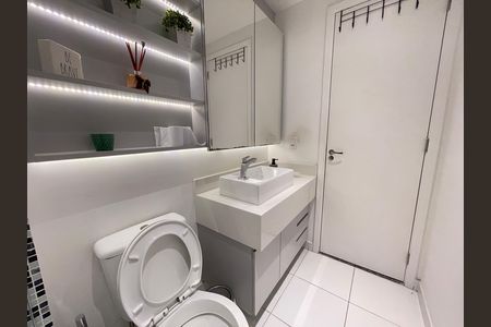 Apartamento à venda com 72m², 2 quartos e 1 vagaBanheiro Social
