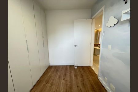 Apartamento à venda com 72m², 2 quartos e 1 vagaQuarto 2