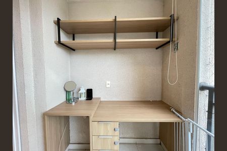 Apartamento à venda com 72m², 2 quartos e 1 vagaVaranda