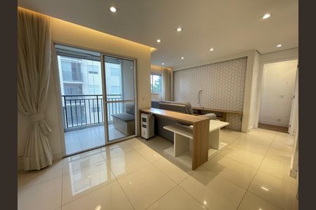 Apartamento à venda com 72m², 2 quartos e 1 vagaSala