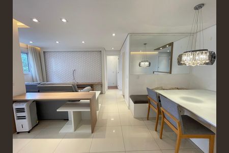 Apartamento à venda com 72m², 2 quartos e 1 vagaSala