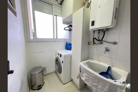 Apartamento à venda com 72m², 2 quartos e 1 vagaÁrea de Serviço