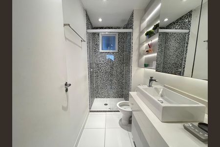 Apartamento à venda com 72m², 2 quartos e 1 vagaBanheiro Social