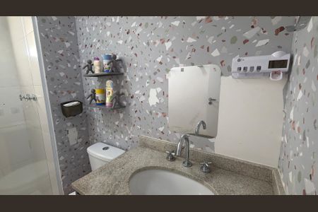 Apartamento à venda com 119m², 3 quartos e 2 vagas Apartamento à venda com 119m², 3 quartos e 2 vagasBanheiro da Suíte 3