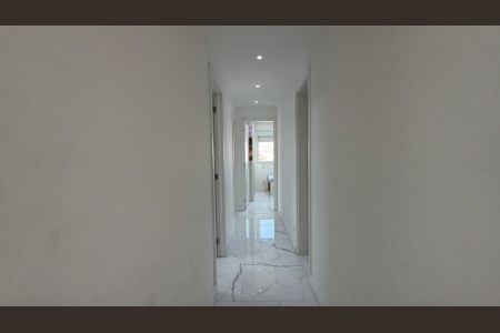 Apartamento à venda com 119m², 3 quartos e 2 vagas Apartamento à venda com 119m², 3 quartos e 2 vagasCorredor