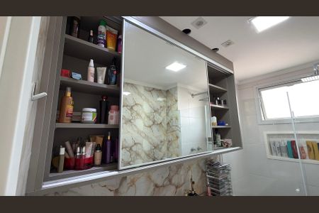 Apartamento à venda com 119m², 3 quartos e 2 vagas Apartamento à venda com 119m², 3 quartos e 2 vagasBanheiro da Suíte