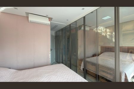 Apartamento à venda com 119m², 3 quartos e 2 vagas Apartamento à venda com 119m², 3 quartos e 2 vagasSute