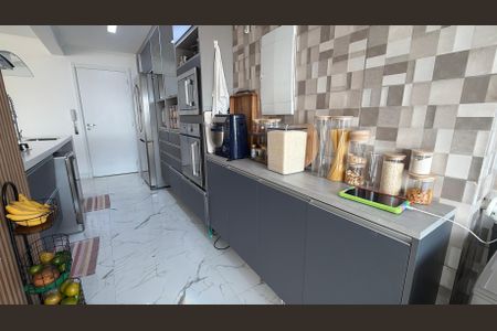 Apartamento à venda com 119m², 3 quartos e 2 vagas Apartamento à venda com 119m², 3 quartos e 2 vagasCozinha