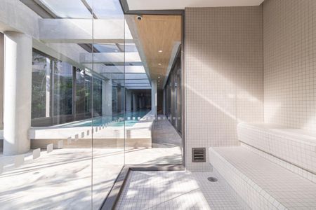 Apartamento à venda com 204m², 3 quartos e 3 vagas Apartamento à venda com 204m², 3 quartos e 3 vagasÁrea comum - Sauna