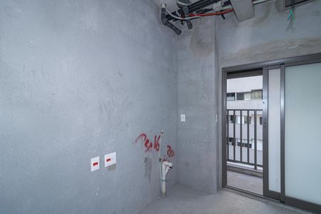 Apartamento à venda com 204m², 3 quartos e 3 vagas Apartamento à venda com 204m², 3 quartos e 3 vagasÁrea de Serviço