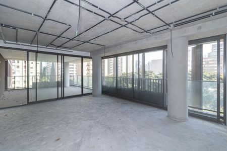 Sala de apartamento à venda com 3 quartos, 204m² em Vila Nova Conceição, São Paulo