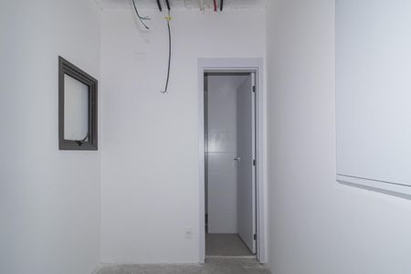 Apartamento à venda com 204m², 3 quartos e 3 vagas Apartamento à venda com 204m², 3 quartos e 3 vagasDependência
