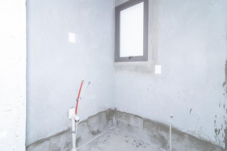Apartamento à venda com 204m², 3 quartos e 3 vagas Apartamento à venda com 204m², 3 quartos e 3 vagasBanheiro da Suíte 2