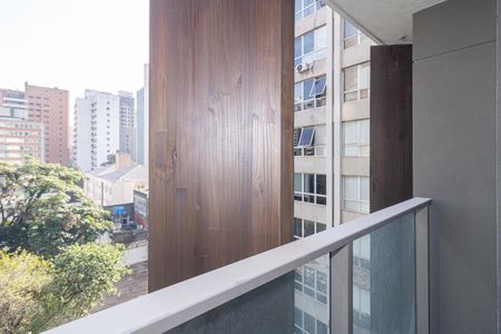 Apartamento à venda com 204m², 3 quartos e 3 vagas Apartamento à venda com 204m², 3 quartos e 3 vagasVaranda da Suíte 2