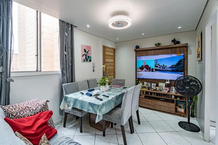 Sala de apartamento para alugar com 3 quartos, 53m² em Jardim Maristela, São Paulo
