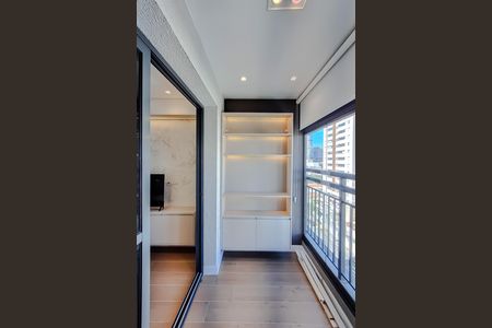 Studio à venda com 34m², 1 quarto e sem vaga Studio à venda com 34m², 1 quarto e sem vagaVaranda