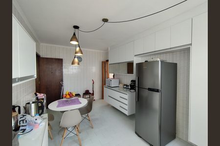Apartamento à venda com 100m², 4 quartos e 1 vaga Apartamento à venda com 100m², 4 quartos e 1 vagaCozinha - Armários