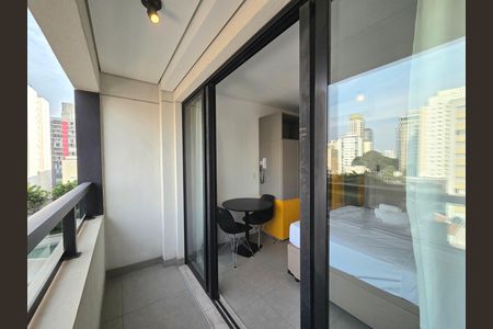 Studio para alugar com 23m², 1 quarto e 1 vaga Studio para alugar com 23m², 1 quarto e 1 vagaVaranda