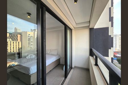 Studio para alugar com 23m², 1 quarto e 1 vaga Studio para alugar com 23m², 1 quarto e 1 vagaVaranda