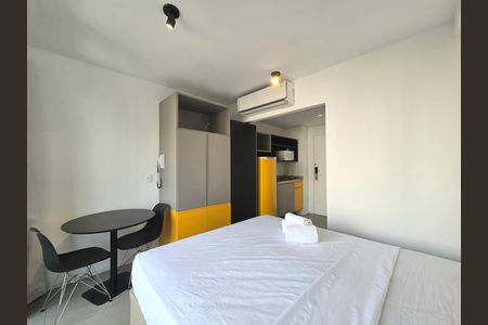 Studio para alugar com 23m², 1 quarto e 1 vaga Studio para alugar com 23m², 1 quarto e 1 vagaStudio